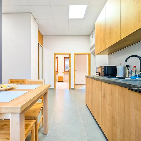 Rynek Heartbeat By Bookinghost * 弗罗茨瓦夫